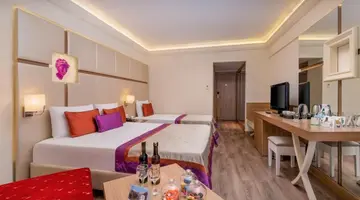 DELPHIN BOTANIK HOTEL RESORT