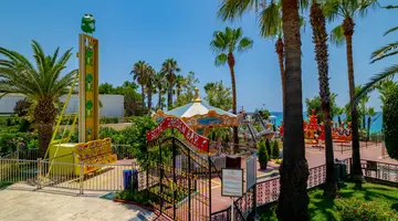 DELPHIN DELUXE RESORT