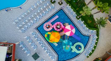 DELPHIN DELUXE RESORT