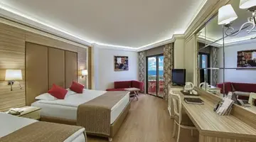 Delphin Deluxe Resort