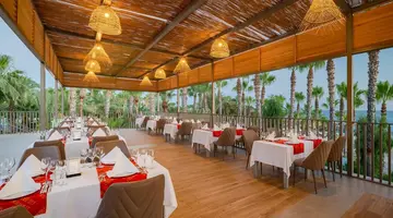 Delphin Deluxe Resort