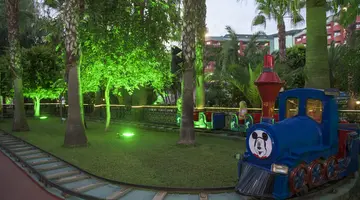 DELPHIN DELUXE RESORT