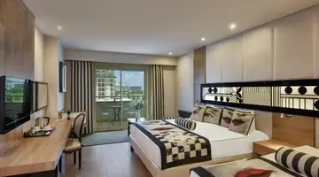 Delphin Imperial Hotel