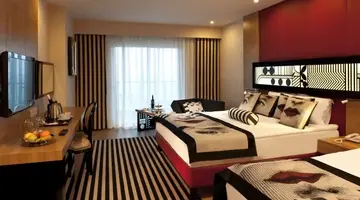 Delphin Imperial Hotel