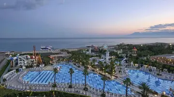 Delphin Imperial Lara
