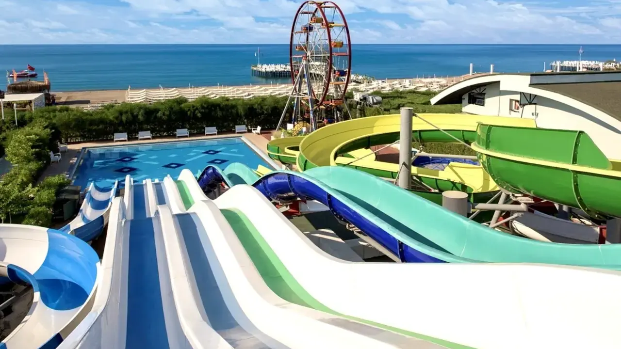 Delphin Imperial Lara
