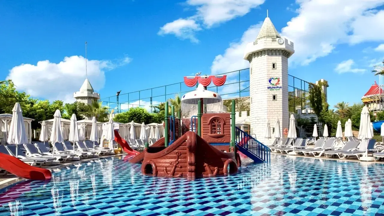 Delphin Imperial Lara