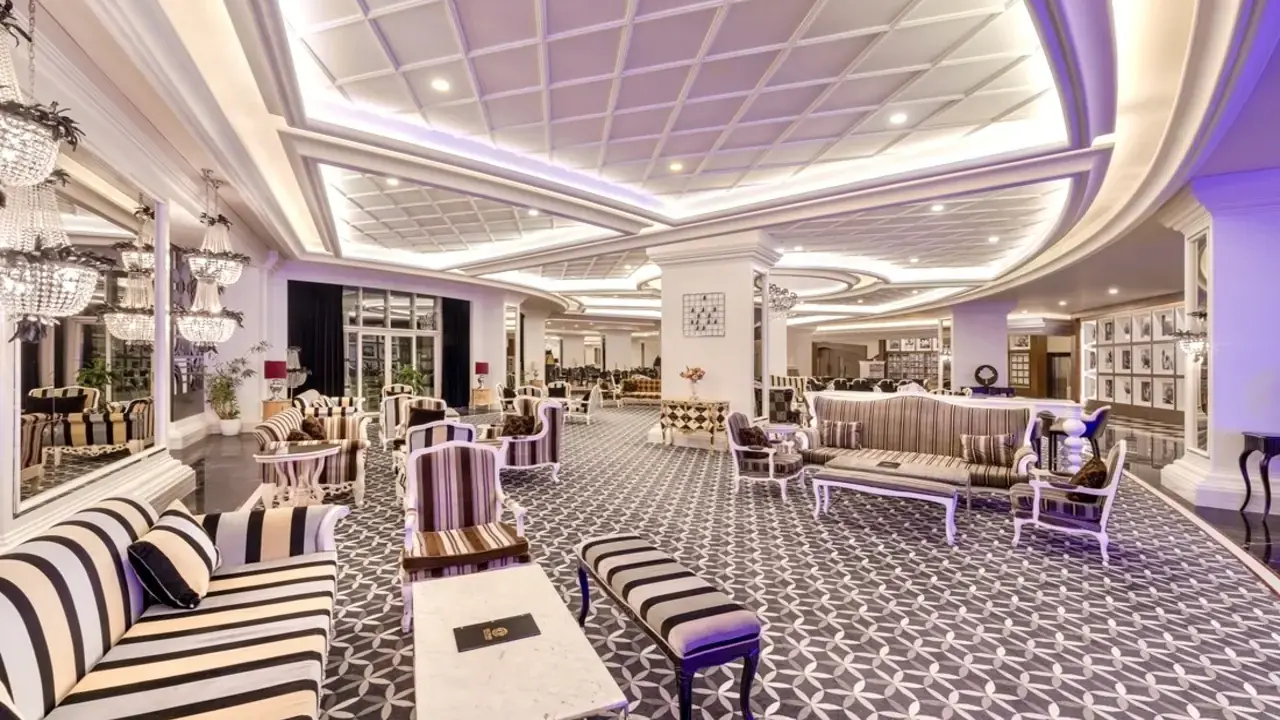 Delphin Imperial Lara