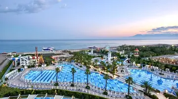 Delphin Imperial Lara