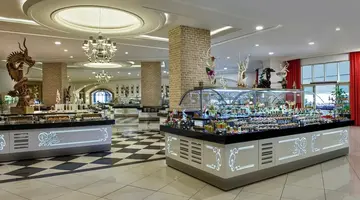 DELPHIN IMPERIAL LARA