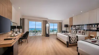 Delphin Imperial