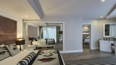 Delphin Imperial