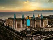 DELPHIN IMPERIAL
