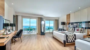 Delphin Imperial