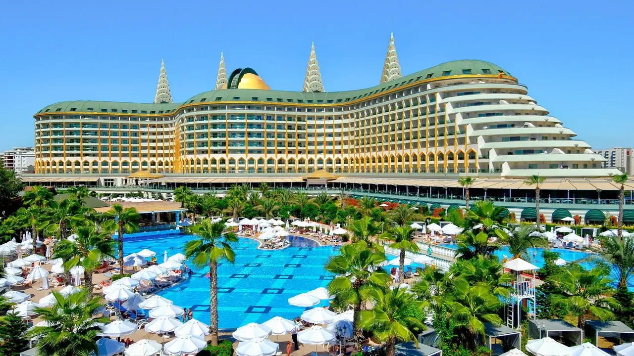 Delphin Imperial