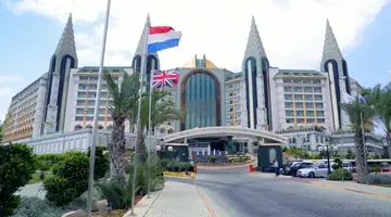 Delphin Imperial