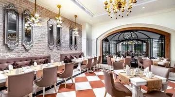 Delphin Imperial