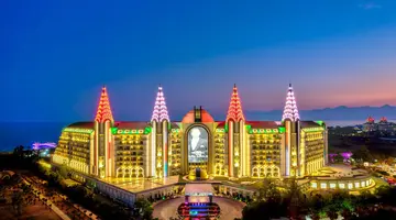 Delphin Imperial