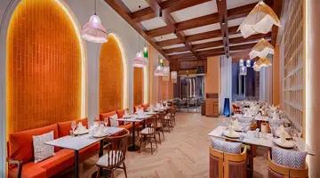DELPHIN PALACE HOTEL