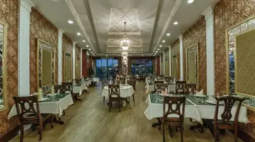 Delphin Palace Hotel