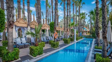 DELPHIN PALACE HOTEL