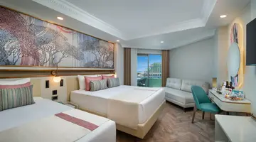 DELPHIN PALACE HOTEL