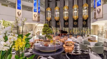 DELPHIN PALACE HOTEL