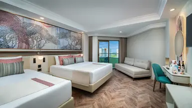 DELPHIN PALACE HOTEL