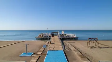 DELPHIN PALACE HOTEL