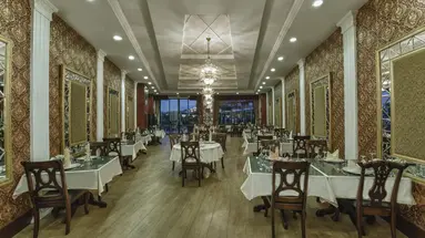 Delphin Palace Hotel