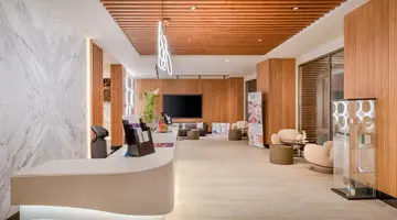 DELPHIN PALACE HOTEL