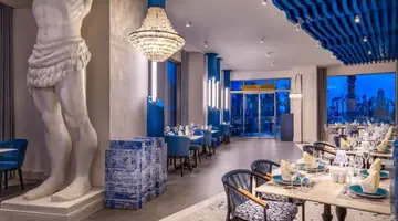 DELPHIN PALACE HOTEL