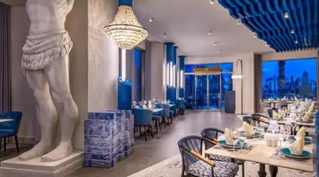 DELPHIN PALACE HOTEL