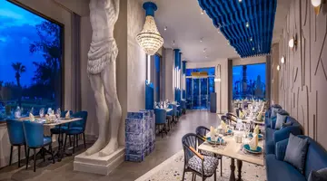 DELPHIN PALACE HOTEL