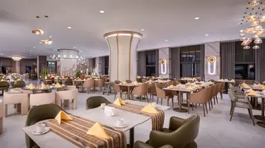 DELPHIN PALACE