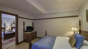 Delphin Palace