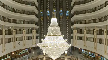 Delphin Palace