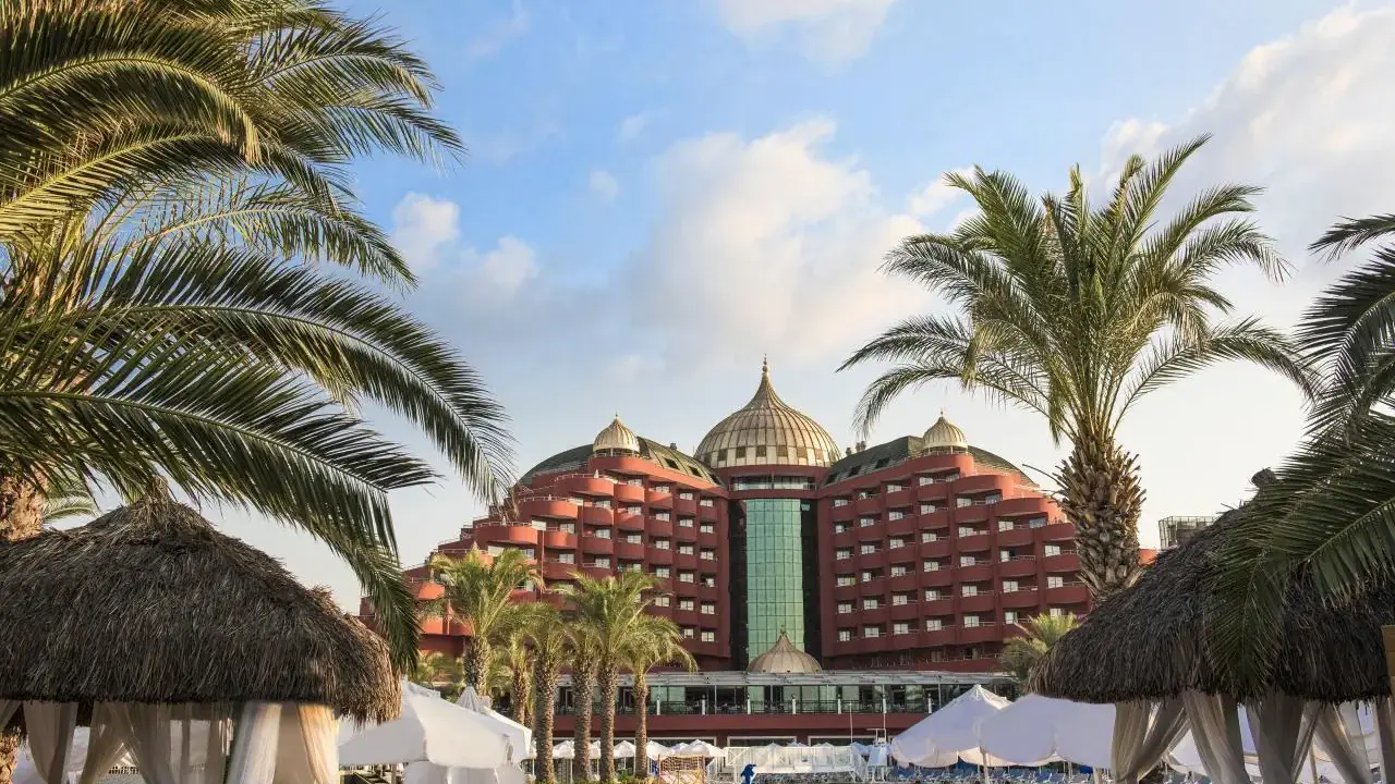 Delphin Palace