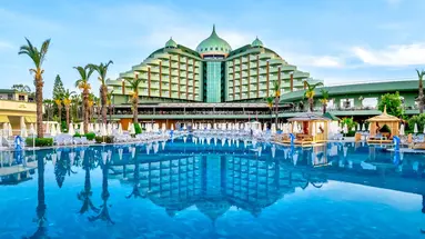 Delphin Palace