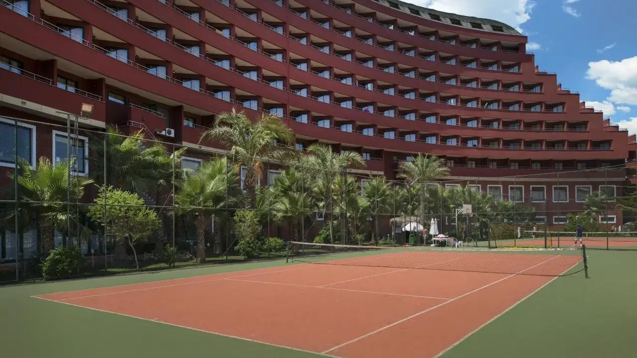 Delphin Palace