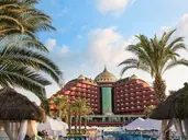 Delphin Palace