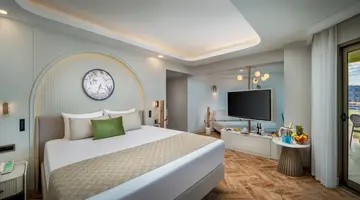Delphin Palace