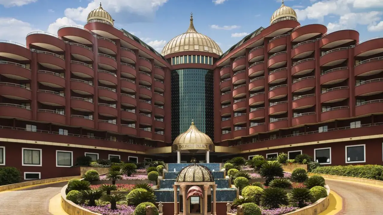 Delphin Palace