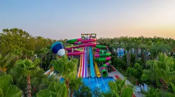 DELPHIN PALACE