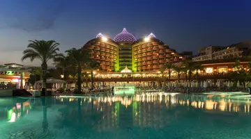Delphin Palace