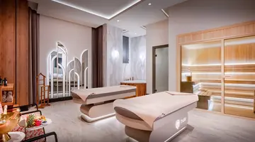 Delphin Palace