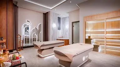Delphin Palace