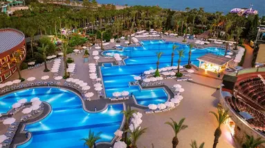 Delphin Palace