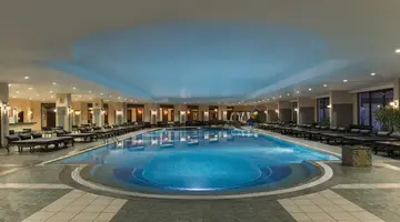Delphin Palace