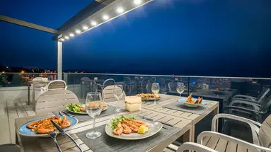 Denise Beach Hotel and Apartments
